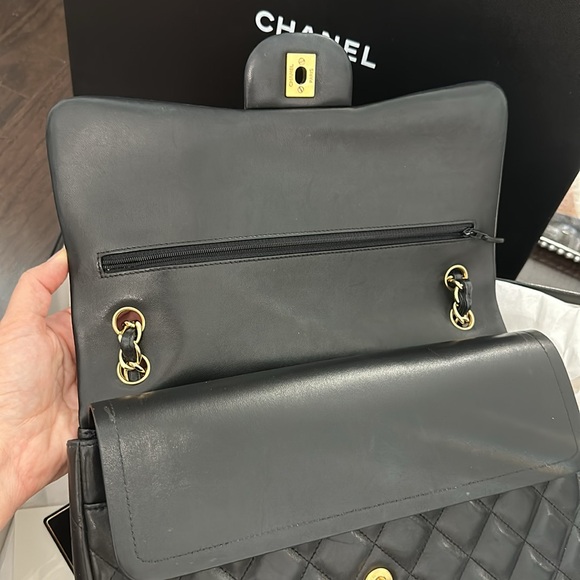 Chanel Jumbo Double Flap - Picture 4 of 8